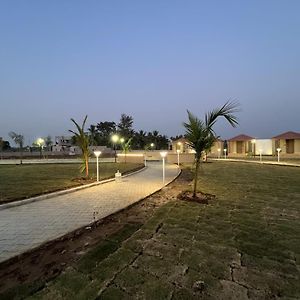 Shree Jalaram Resort